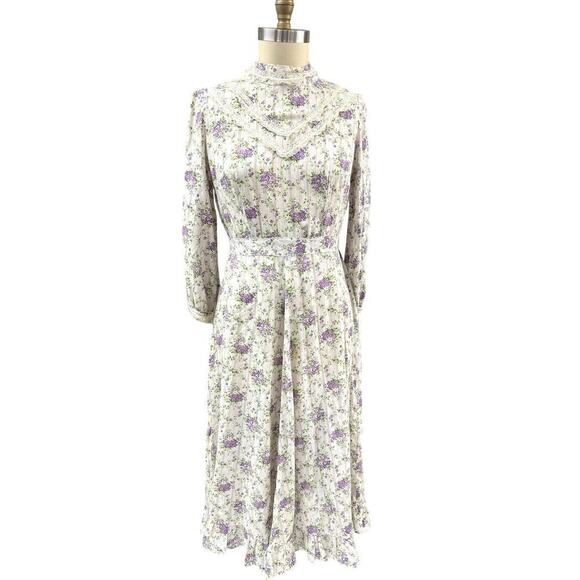 70s VTG  Gunne Style Prairie Romantic Cottage Core White Dress Purple Floral M - Picture 3 of 8